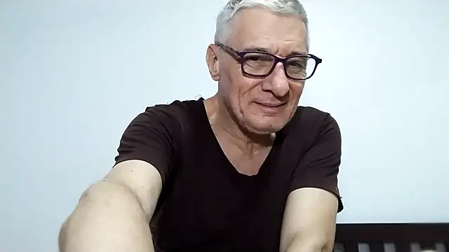 Snapshot of BIGUNCUTHARDCOCK chatting on 02-27-26, 01:22 BIGUNCUTHARDCOCK online show from 02-27-26, 01:22