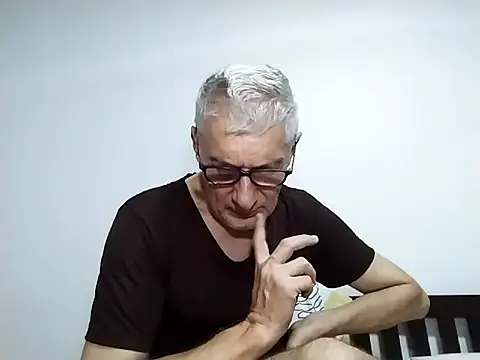 Snapshot of BIGUNCUTHARDCOCK chatting on 03-02-26, 05:08 BIGUNCUTHARDCOCK online show from 03-02-26, 05:08