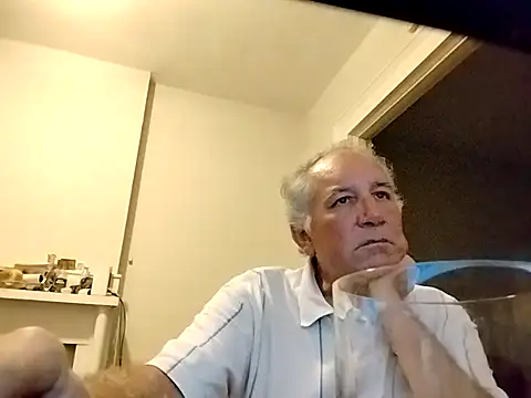 Snapshot of XXCUTHULU23 chatting on 09-27-25, 05:23 XXCUTHULU23 online show from 09-27-25, 05:23