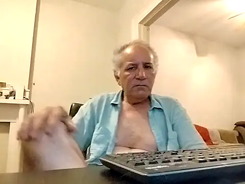 Snapshot of XXCUTHULU23 chatting on 09-30-25, 06:29 XXCUTHULU23 online show from 09-30-25, 06:29