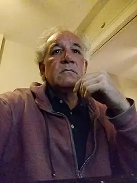 Snapshot of XXCUTHULU23 chatting on 10-31-25, 04:35 XXCUTHULU23 online show from 10-31-25, 04:35