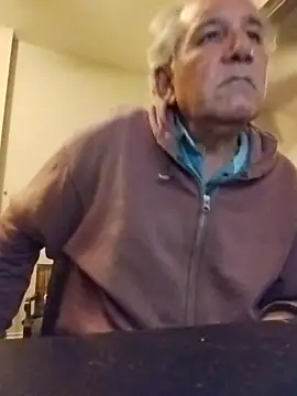 Snapshot of XXCUTHULU23 chatting on 11-04-25, 04:22 XXCUTHULU23 online show from 11-04-25, 04:22