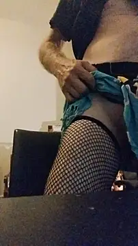 Snapshot of XXCUTHULU23 chatting on 11-19-25, 01:05 XXCUTHULU23 online show from 11-19-25, 01:05