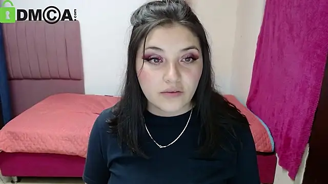 Snapshot of phoenixxxx777 chatting on 11-27-25, 02:13 phoenixxxx777 online show from 11-27-25, 02:13