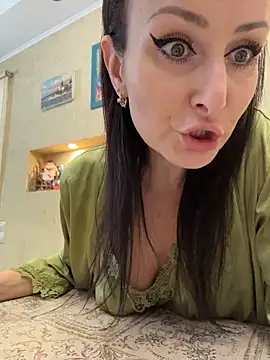 Snapshot of _AHHA_ chatting on 02-26-26, 08:24 AHHA online show from 02-26-26, 08:24