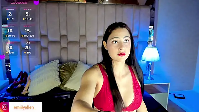 EmilyAllen  online show from 10-18-25, 03:42