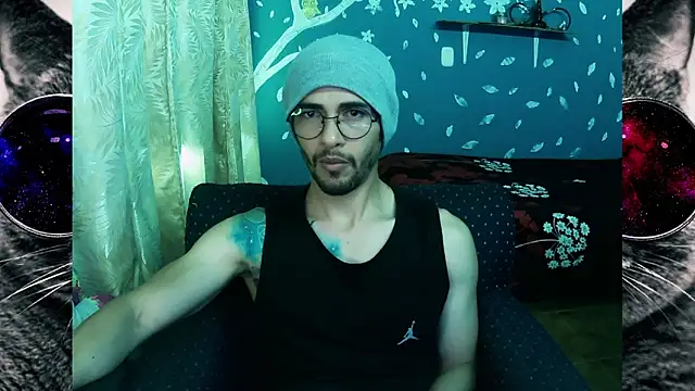 Snapshot of ponzothc chatting on 09-15-25, 07:14 ponzothc online show from 09-15-25, 07:14