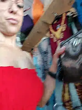 Snapshot of blondyruby chatting on 09-15-25, 08:14 blondyruby online show from 09-15-25, 08:14