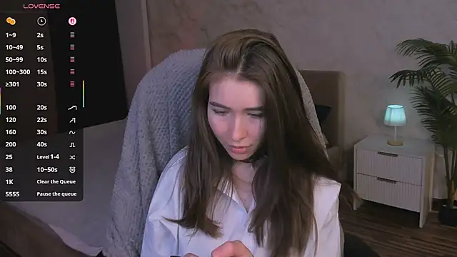 Snapshot of ashleyro1 chatting on 02-10-26, 01:37 ashleyro1 online show from 02-10-26, 01:37