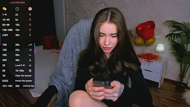 Snapshot of ashleyro1 chatting on 02-24-26, 01:20 ashleyro1 online show from 02-24-26, 01:20