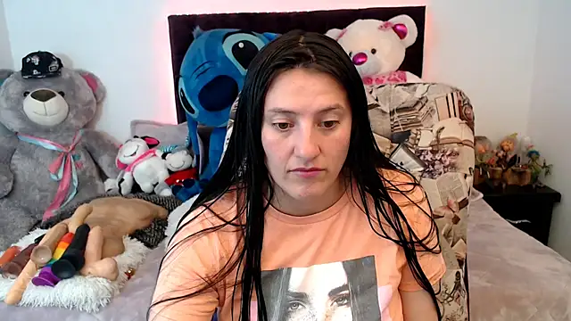 Lorenahot 06 online show from 11-07-25, 06:52