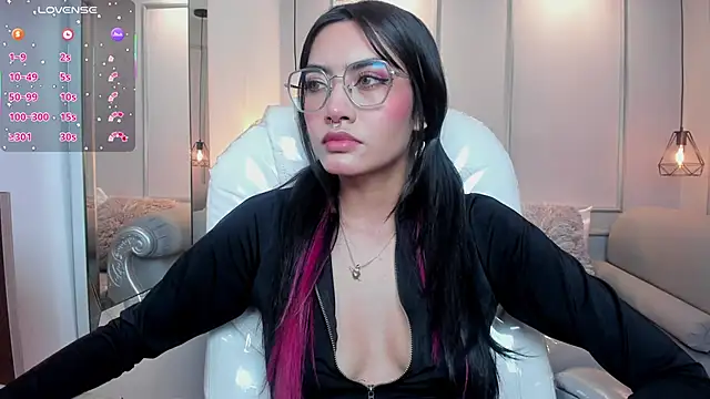 AzuraKindong online show from 10-08-25, 07:44