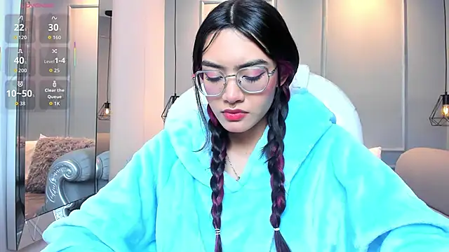 AzuraKindong online show from 01-09-26, 07:26