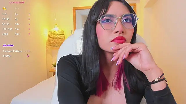 AzuraKindong online show from 03-12-26, 07:53