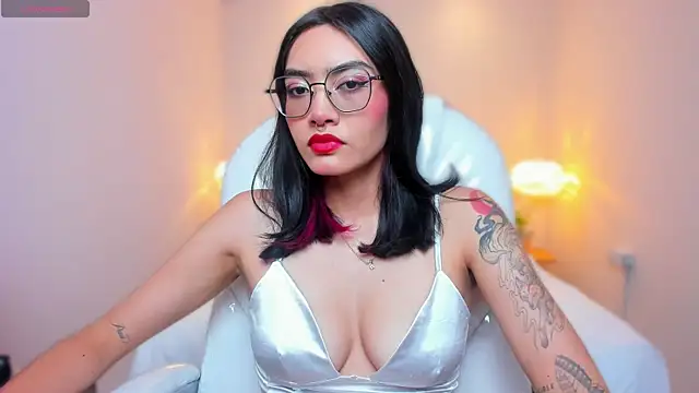 AzuraKindong online show from 03-18-26, 07:17