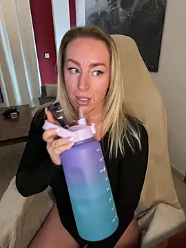 ChristyAdair online show from 03-10-25, 06:23