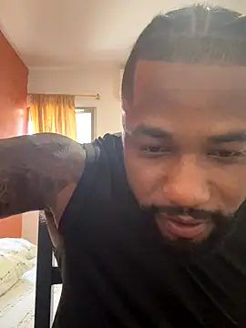 Dancelwashington online show from 10-26-25, 02:56