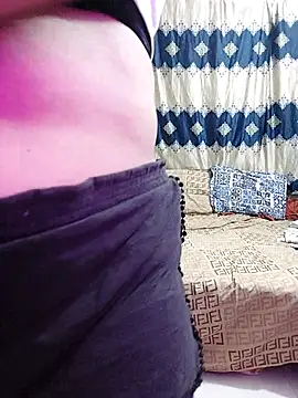 Snapshot of Adiba_2 chatting on 10-27-25, 05:28 Adiba 2 online show from 10-27-25, 05:28