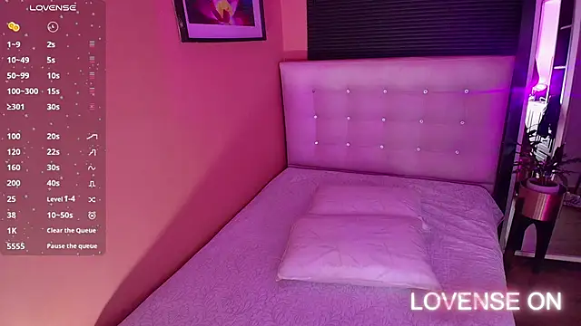 Snapshot of cattaleeyaa chatting on 01-12-25, 12:44 cattaleeyaa online show from 01-12-25, 12:44