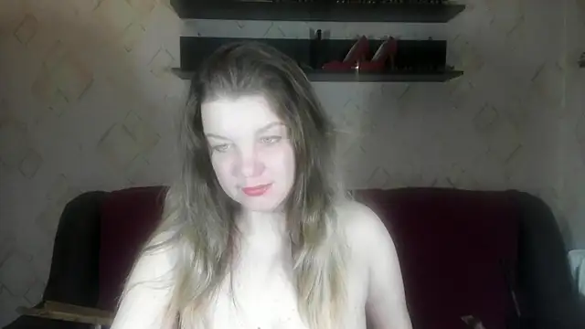 Snapshot of DarkIlona chatting on 11-17-25, 06:08 DarkIlona online show from 11-17-25, 06:08