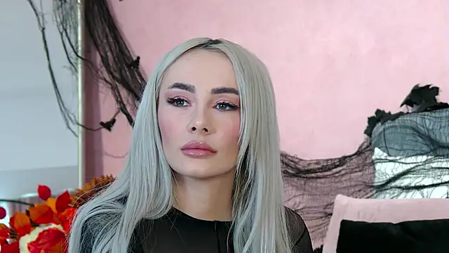 Snapshot of FrancescaMcGray chatting on 11-01-25, 08:16 FrancescaMcGray online show from 11-01-25, 08:16