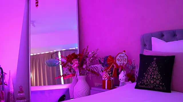 FrancescaMcGray online show from 01-13-26, 09:25