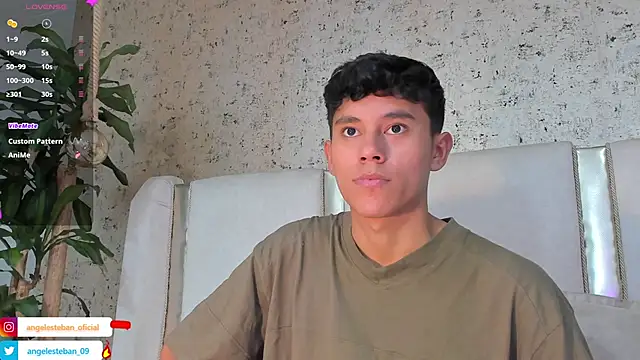 Angel esteban fx online show from 02-25-25, 03:42