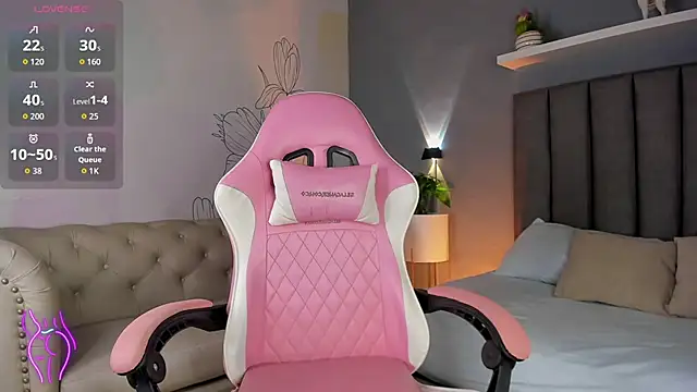 Snapshot of atenea_jones chatting on 11-11-25, 07:47 atenea jones online show from 11-11-25, 07:47