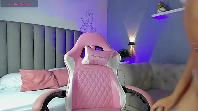 atenea jones online show from 12-04-25, 08:39