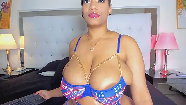 Snapshot of Violeta_rosex chatting on 01-19-25, 03:08 Violeta rosex online show from 01-19-25, 03:08