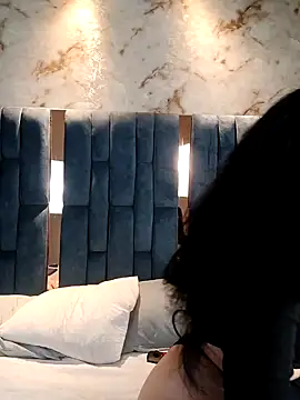 Arii Vga online show from 11-28-25, 05:10