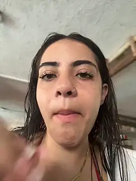 hannacruzsj online show from 12-05-25, 06:59