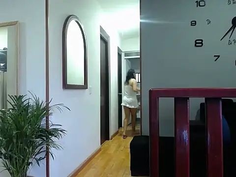 Laura martin  online show from 02-16-26, 11:39