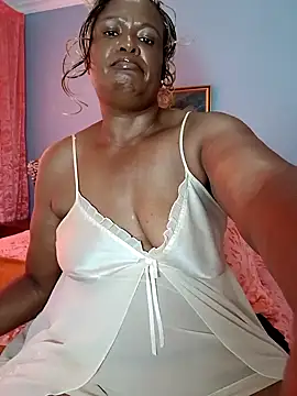 Snapshot of TALLNSEXY48 chatting on 02-25-25, 07:52 TALLNSEXY48 online show from 02-25-25, 07:52