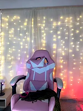 Juanelopez1 online show from 09-15-25, 12:21