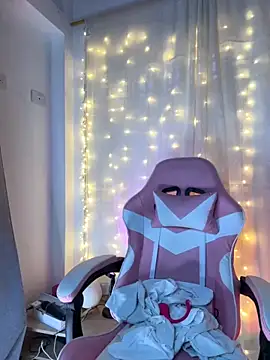 Juanelopez1 online show from 10-02-25, 03:02