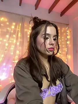 Juanelopez1 online show from 11-07-25, 04:45