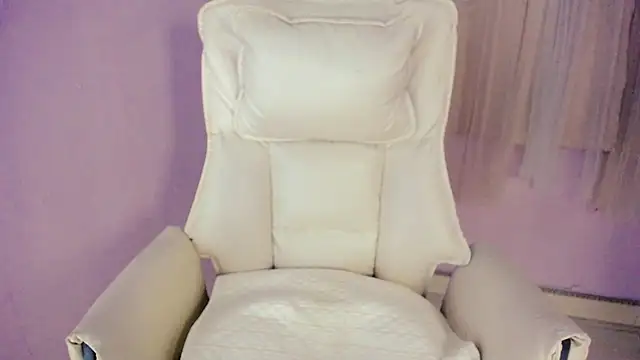 Snapshot of __18Angel__ chatting on 11-13-25, 07:24 18Angel online show from 11-13-25, 07:24