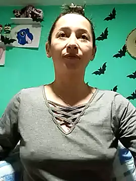 Snapshot of emilypoppy3 chatting on 01-14-25, 12:11 emilypoppy3 online show from 01-14-25, 12:11