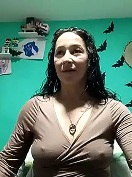 Snapshot of emilypoppy3 chatting on 02-14-25, 07:54 emilypoppy3 online show from 02-14-25, 07:54