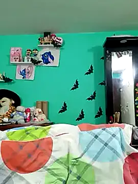 Snapshot of emilypoppy3 chatting on 03-20-25, 10:07 emilypoppy3 online show from 03-20-25, 10:07