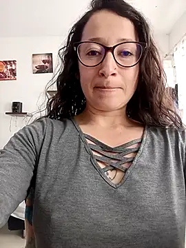 emilypoppy3 online show from 02-28-26, 08:10