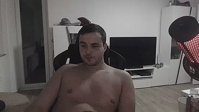 SharkLuigi online show from 12-15-25, 11:53