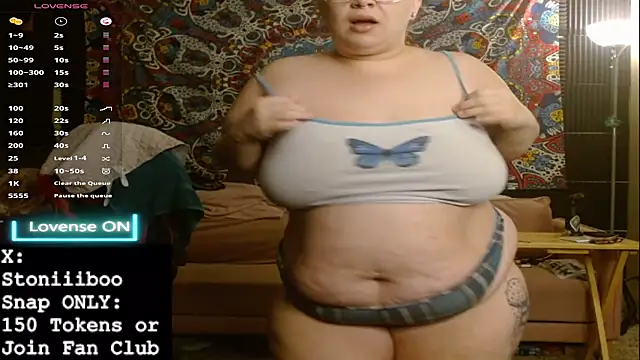 Stoniiiboo online show from 10-10-25, 12:48