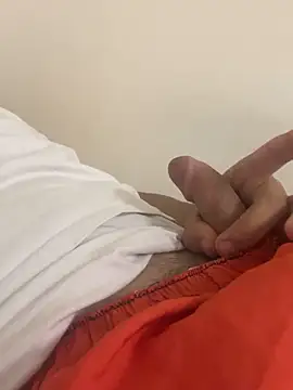 Snapshot of Serterkek31x chatting on 10-29-25, 02:03 Serterkek31x online show from 10-29-25, 02:03