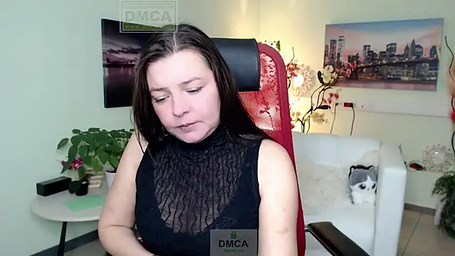 Lily flower7 online show from 11-06-25, 04:13