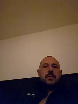 Guitccch online show from 11-26-25, 04:46