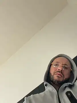 Guitccch online show from 02-21-26, 10:05