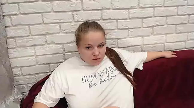 Crazyy girl  online show from 02-25-25, 05:36