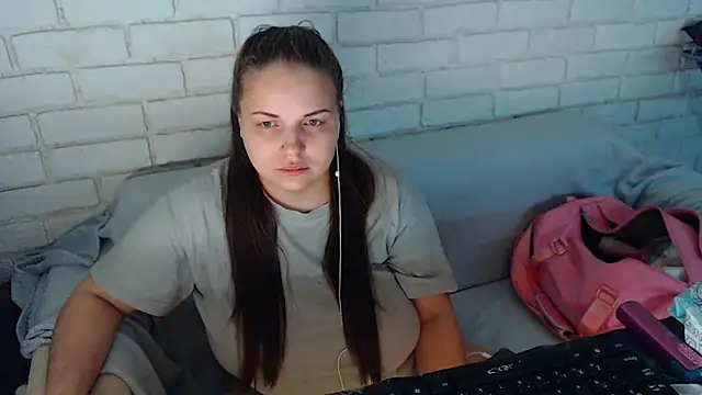 Crazyy girl  online show from 03-11-25, 03:12